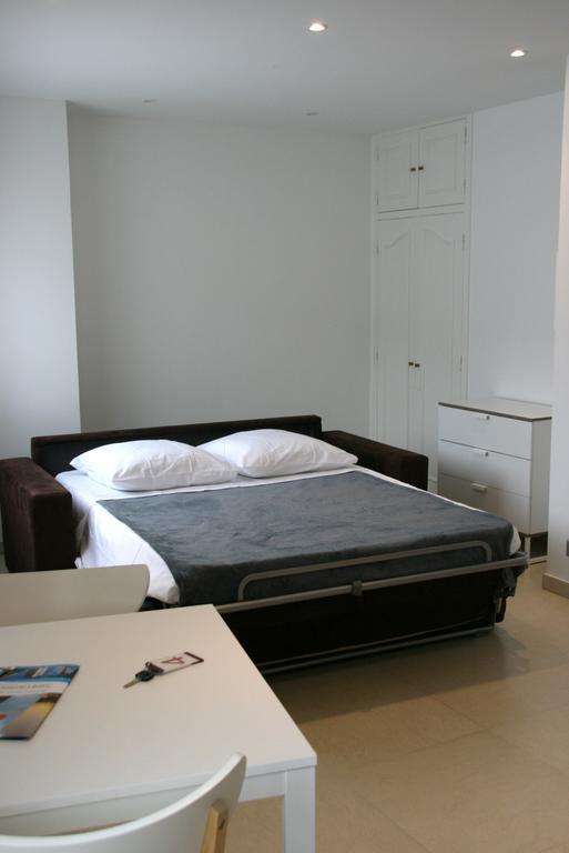 Appart Azur Apartment Saint-Laurent-du-Var Phòng bức ảnh