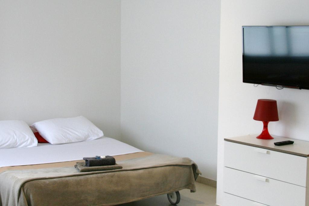 Appart Azur Apartment Saint-Laurent-du-Var Ngoại thất bức ảnh