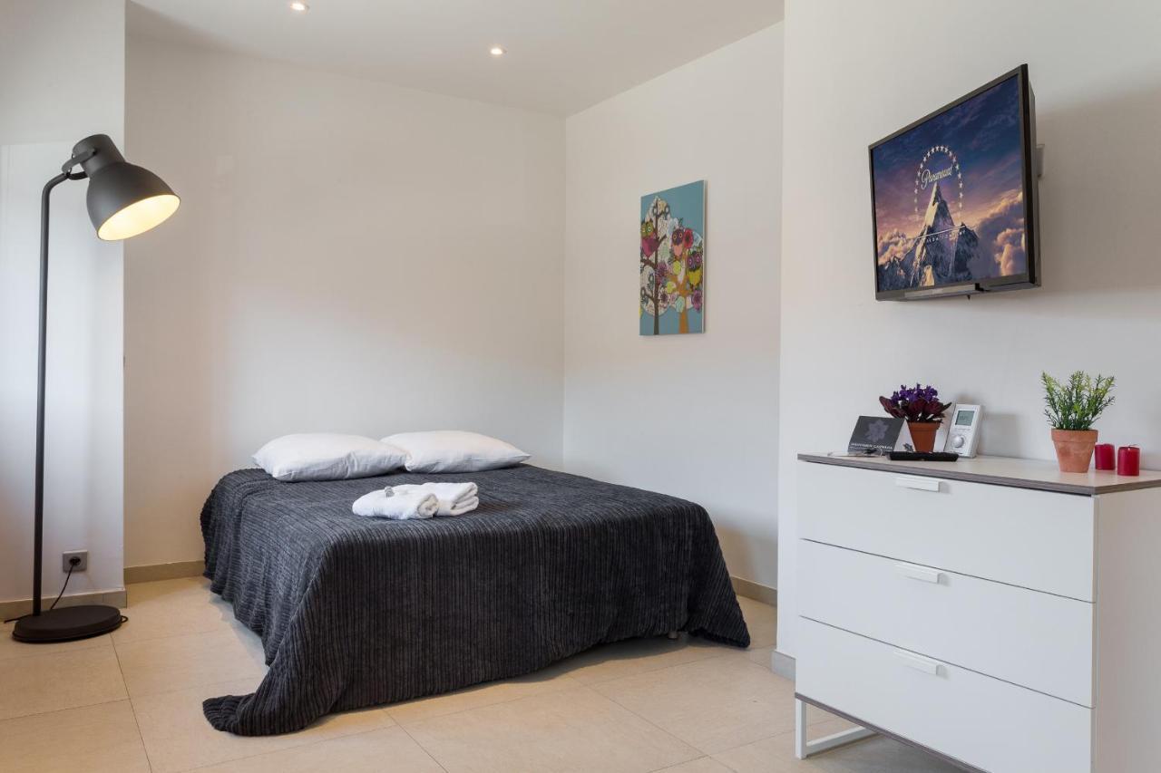 Appart Azur Apartment Saint-Laurent-du-Var Phòng bức ảnh